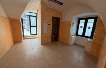 Locale commerciale – VL05710